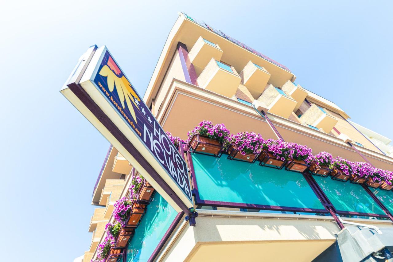 Hotel Nevada بيلاريا-إيجيا مارينا المظهر الخارجي الصورة