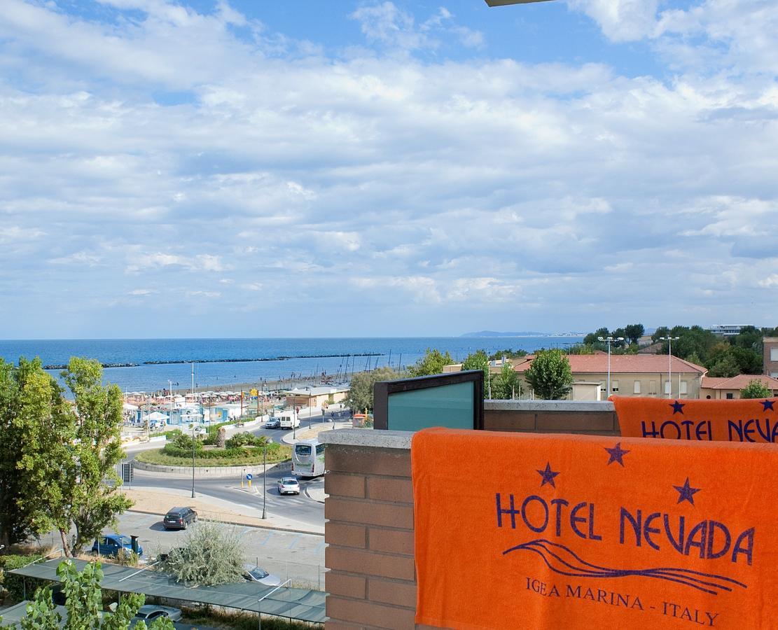 Hotel Nevada بيلاريا-إيجيا مارينا المظهر الخارجي الصورة