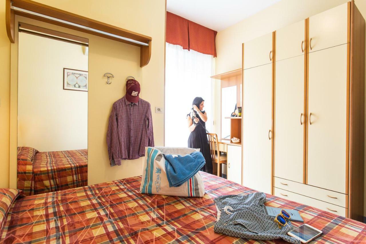 Hotel Nevada بيلاريا-إيجيا مارينا المظهر الخارجي الصورة